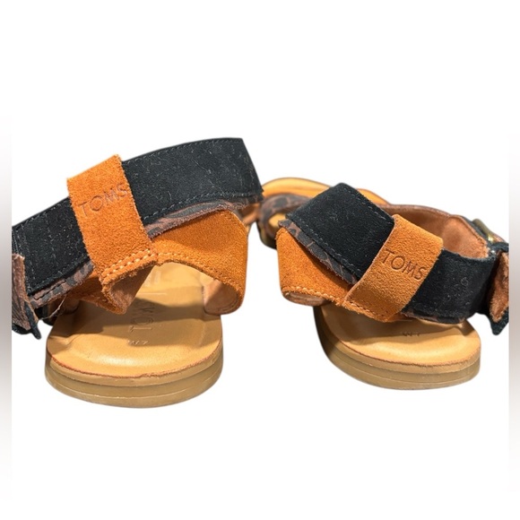 TOMS Sidney Animal Print buckle leather sandals size 7 - Picture 3 of 7